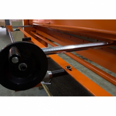 Гильотина гидравлическая ручная STALEX Q01-1.5х1500