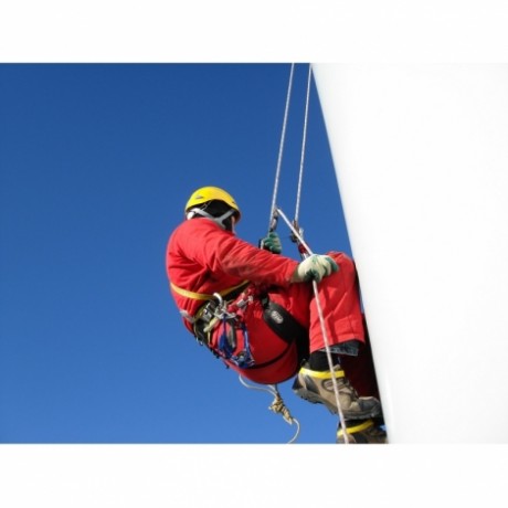 Монтаж водостоков, способом промышленного альпинизма